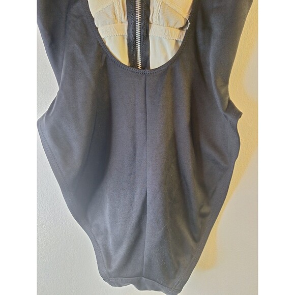 La BLANCA Zip Front One Piece Swimsuit Sz 6 Black Minimalist Beach Lifeguard - Picture 9 of 13